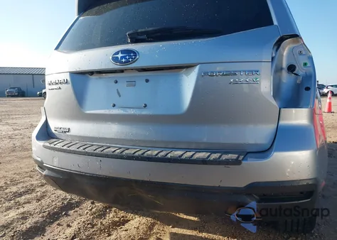 2016 Subaru Forester 2.5I Limited z USA, uszkodzony, nr VIN JF2SJAHC0GH557126